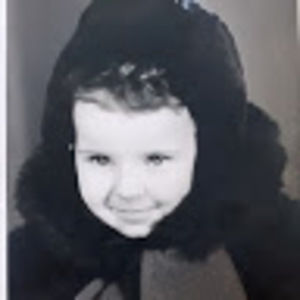 Meet your Posher, Larisa